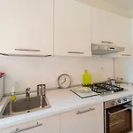 194 - A Casa Di Andrea, Cavi Di A 80metri Dal Mare - Parcheggio Privato Solo Per Auto Di Dimensioni Ridotte O Moto * 拉瓦尼亚