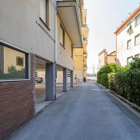 Apartamento 194 - A Casa Di Andrea, Cavi Di A 80metri Dal Mare - Parcheggio Privato Solo Per Auto Di Dimensioni Ridotte O Moto