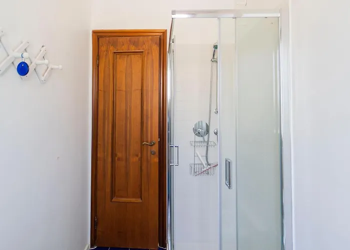 Apartamento 194 - A Casa Di Andrea, Cavi Di A 80metri Dal Mare - Parcheggio Privato Solo Per Auto Di Dimensioni Ridotte O Moto