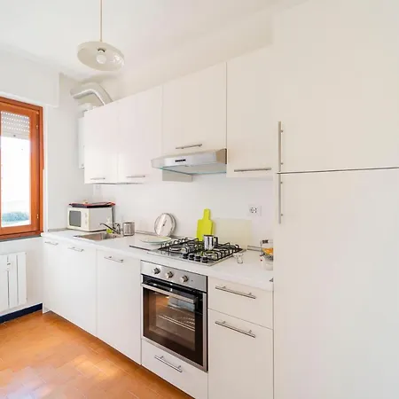 194 - A Casa Di Andrea, Cavi Di A 80metri Dal Mare - Parcheggio Privato Solo Per Auto Di Dimensioni Ridotte O Moto Appartement Lavagna